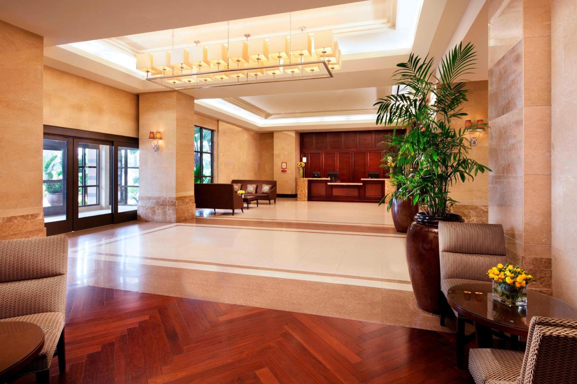Sheraton Garden Grove-Anaheim South Екстериор снимка