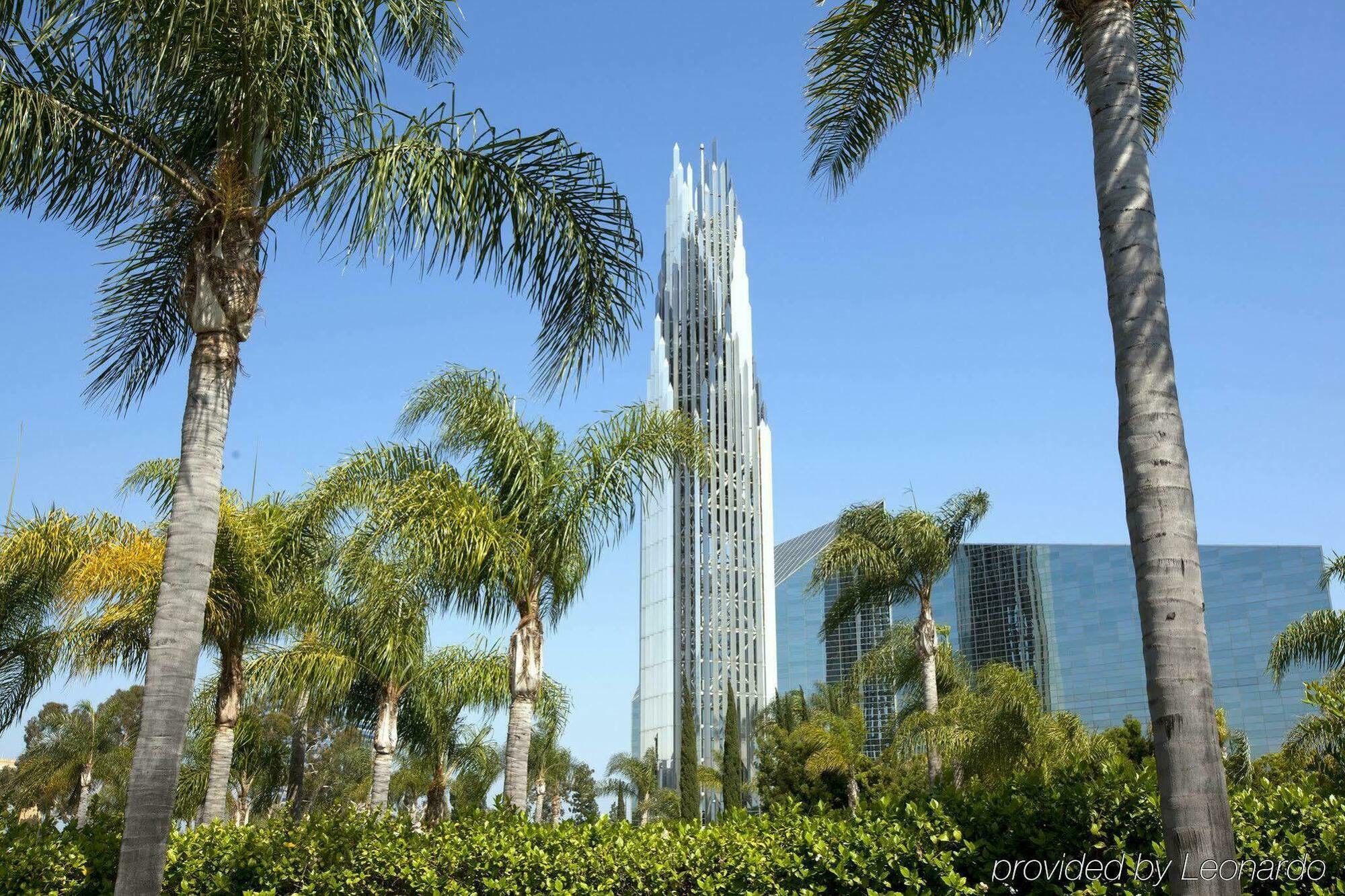 Sheraton Garden Grove-Anaheim South Екстериор снимка